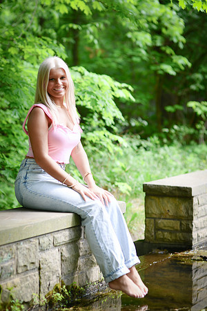 Katie [class of 2024] 104