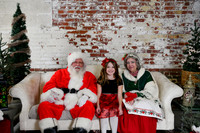 2024 Santa [Knotts] 04
