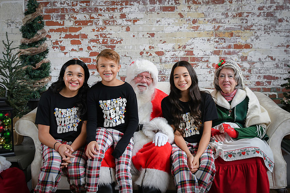 2024 Santa [Houghtaling] 39