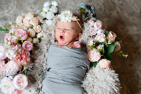 Amelia [newborn] images 027