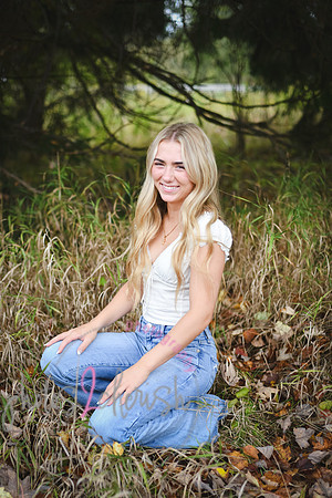 Meghan [class of 2025] peek 30