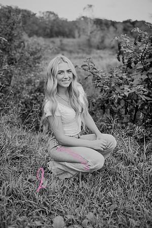 Meghan [class of 2025] peek 19