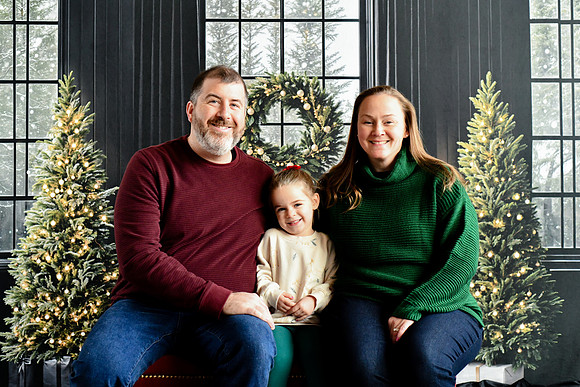 Tracey Family [Holiday 2024] 002