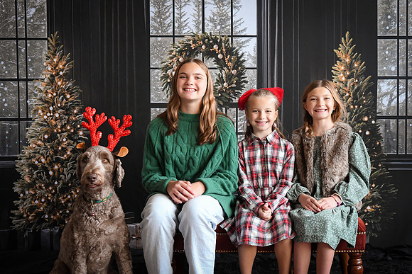 Sublett Family [Holiday 2024] 23