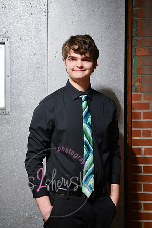 Jacob [MHS class of 2024] 040