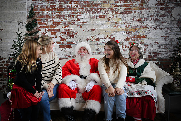 2024 Santa [Derringer] 17