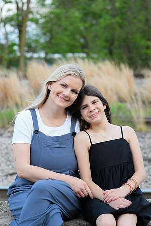 Mariya Family Photos [proofs] 349