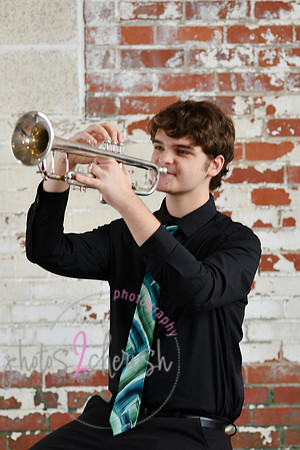 Jacob [MHS class of 2024] 023