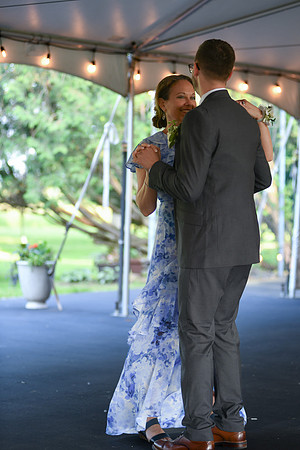 Carter & Marlah Reception [Mother Son Dance] 022