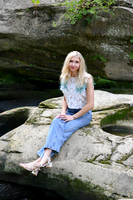Gwen [MHS Senior] 018
