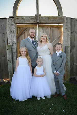 Piper & Eddie [Bride Family] 125
