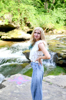 Gwen [MHS Senior] 004