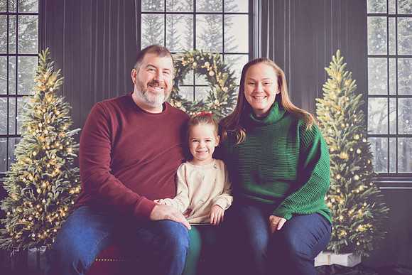 Tracey Family [Holiday 2024] 001