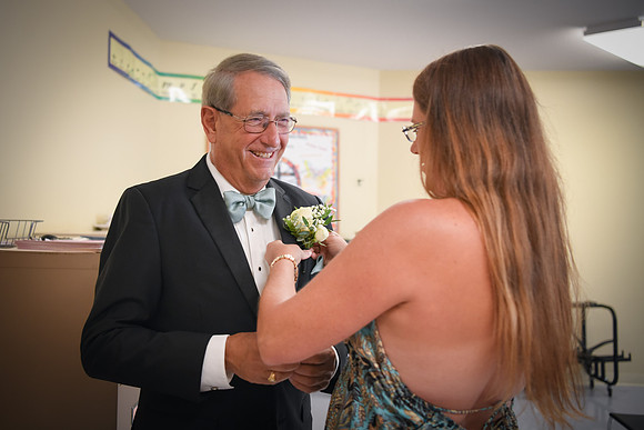Kellie & Jim [getting ready] 129