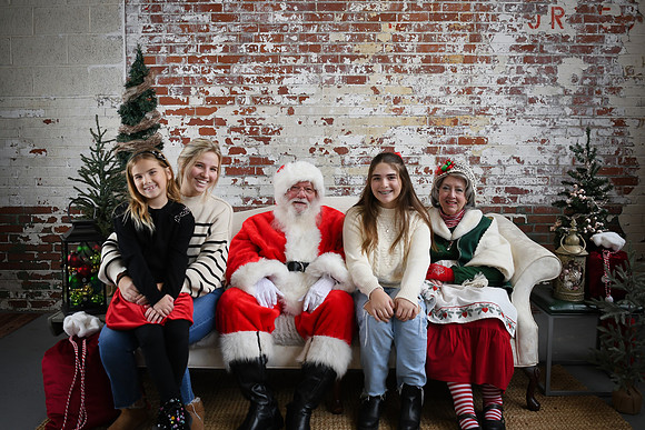 2024 Santa [Derringer] 15
