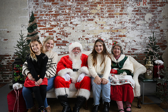 2024 Santa [Derringer] 16