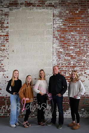 Magazine Cover Family [2025 January] 01