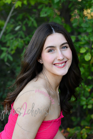 Audrey [class of 2025] 060
