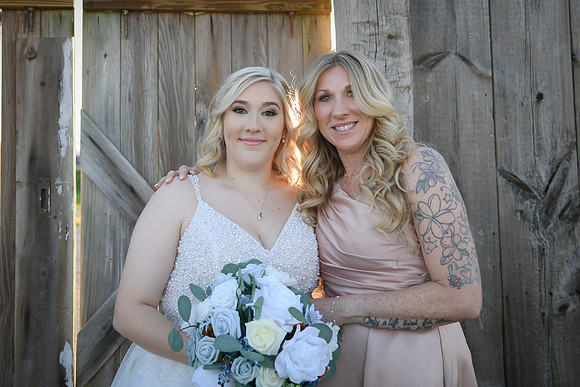Piper & Eddie [Bride Family] 103
