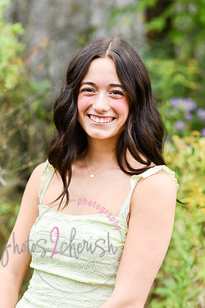 Kate MHS Class of 2025 [peek] 058
