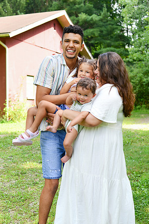 Ash Family 084
