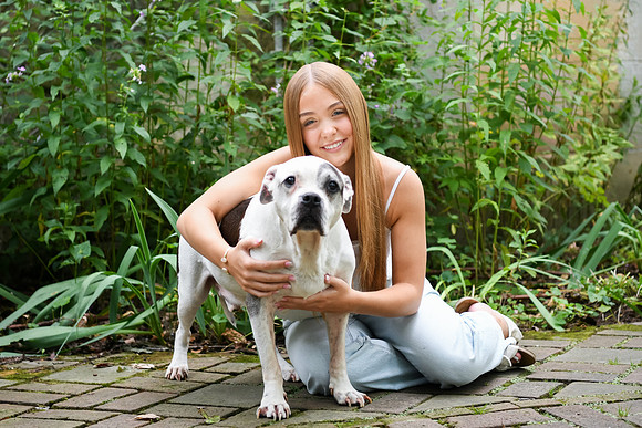Lauren & Dog 08