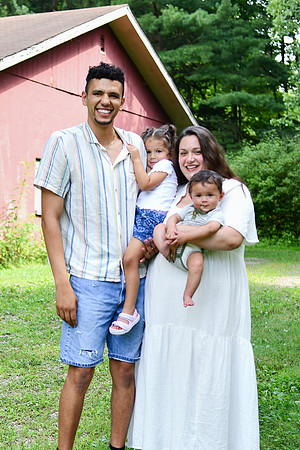 Ash Family 074