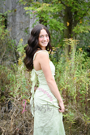 Kate MHS Class of 2025 [peek] 015