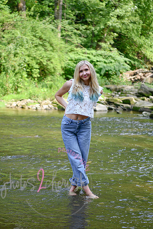 Gwen [MHS Senior] 100