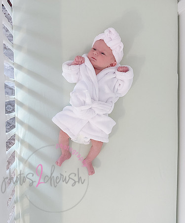 Amelia [newborn] images 151