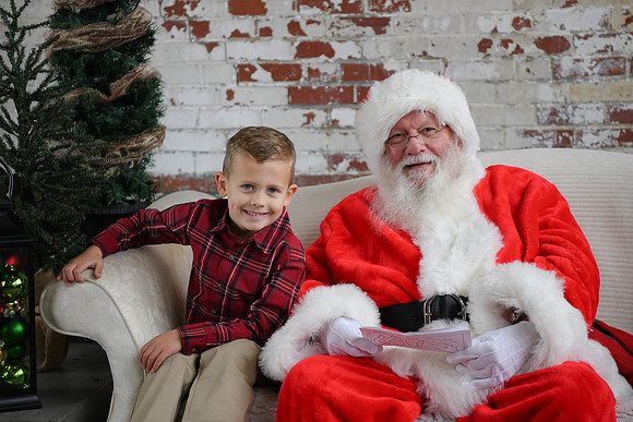 2024 Santa [Hutchinson] 05