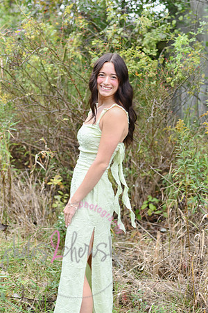 Kate MHS Class of 2025 [peek] 008