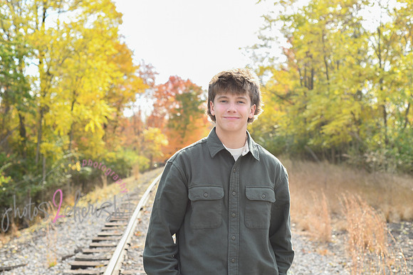 2025 MHS Senior [Cameron] 101