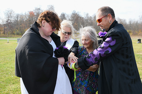 Billie & Dale Vow Renewal 054