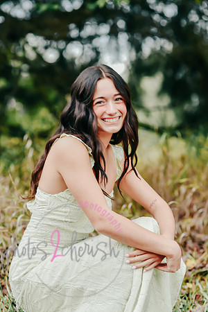 Kate MHS Class of 2025 [peek] 060