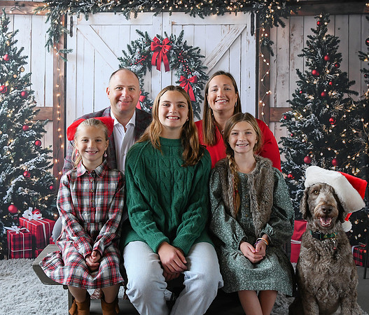 Sublett Family [Holiday 2024] 08
