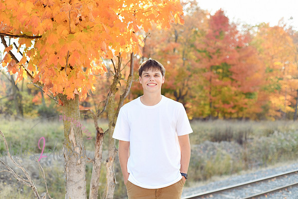 Caden [MHS Class of 2025] peek 38