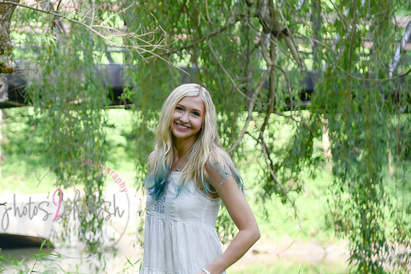 Gwen [MHS Senior] 192