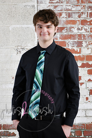 Jacob [MHS class of 2024] 013