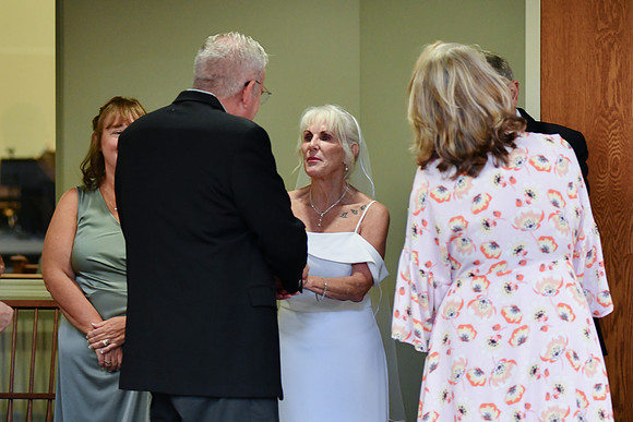 Kellie & Jim [receiving line] 031