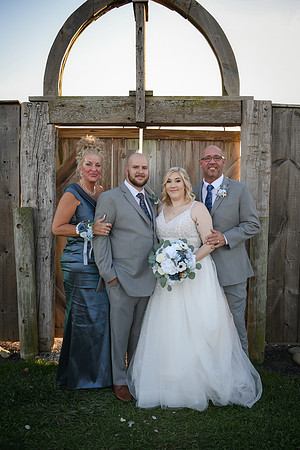 Piper & Eddie [Bride Family] 204