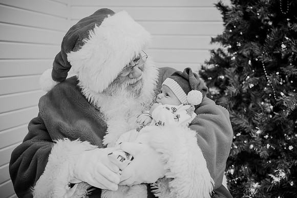 2024 Hart Family Santa 27