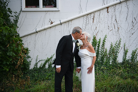 Kellie & Jim [square 1] 078