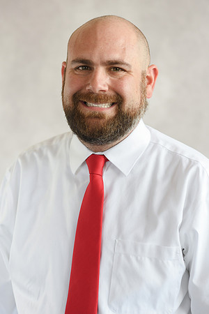 Ed Isabella [headshots] 24