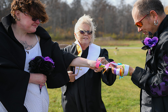Billie & Dale Vow Renewal 082