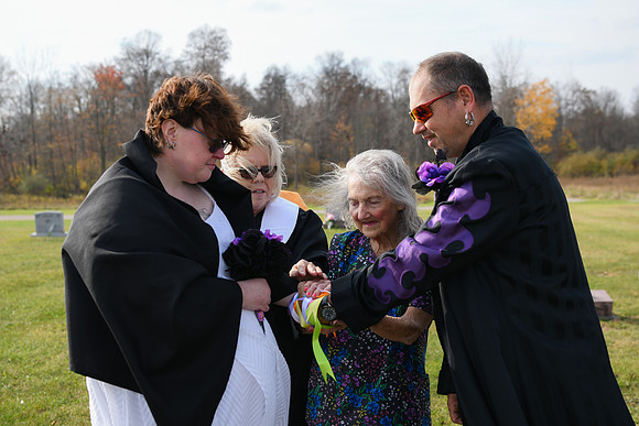 Billie & Dale Vow Renewal 067