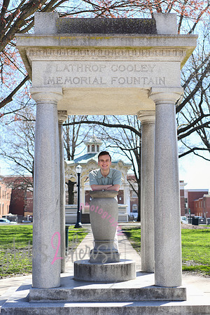 Zachary [MHS Class of 2025] square 33