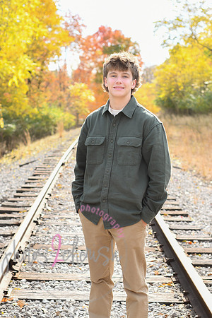 2025 MHS Senior [Cameron] 087