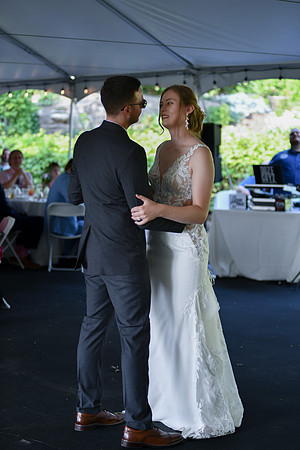 Carter & Marlah Reception [B&G 1st dance] 011