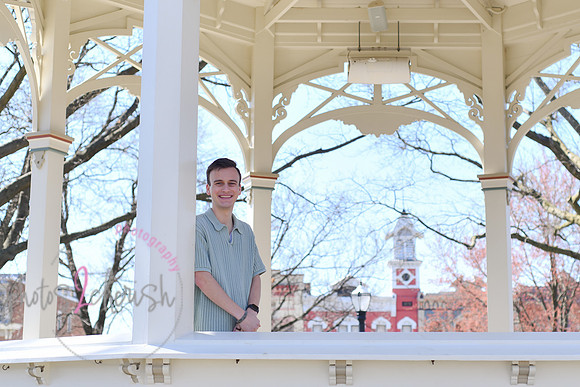 Zachary [MHS Class of 2025] square 26